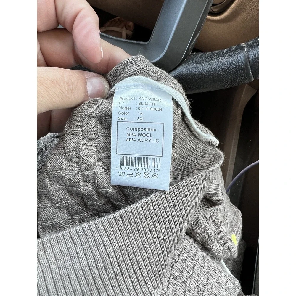 Berragamo Elegant Luxe Italy Collection EUC Knit ware Slim fit sweater  3X (146)